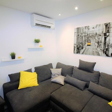 Apartment Pia Шибеник Екстер'єр фото