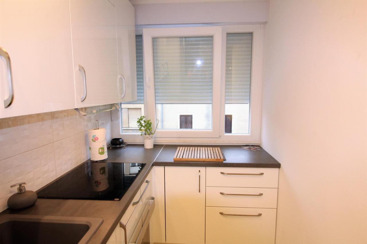 Apartment Pia Шибеник Екстер'єр фото