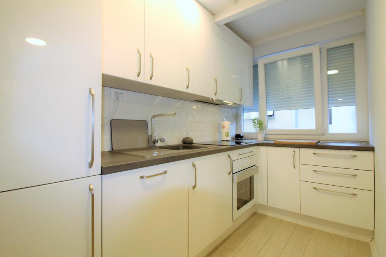 Apartment Pia Шибеник Екстер'єр фото